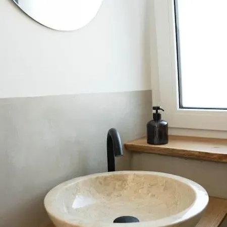 Schlaf-scheune Auf Islandpferdehof Im Gruenen